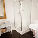 Manoir De Charme Pour Groupe Avec Piscine Feriehus Chillac