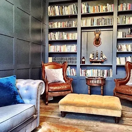 Manoir - Domaine De La Vaure * Chillac